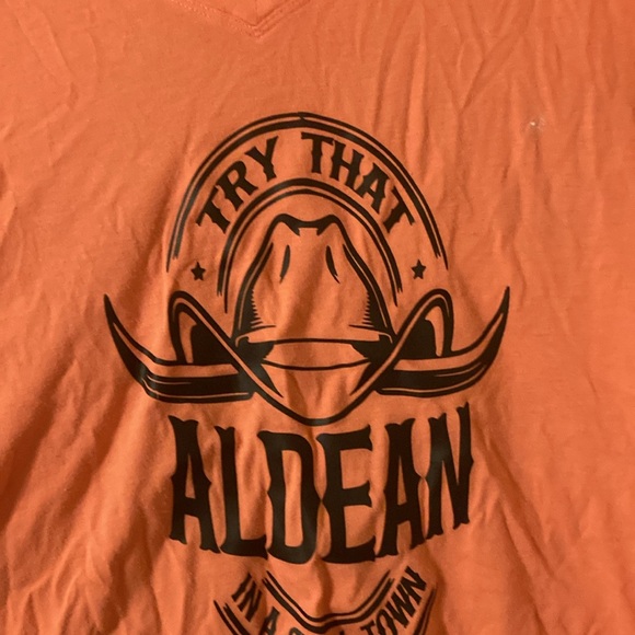 Women’s shirt - Picture 2 of 2